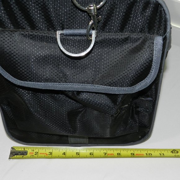 Good 2 Go travel/airline pet carrier with hand & shoulder straps, outer pockets - Picture 5 of 10